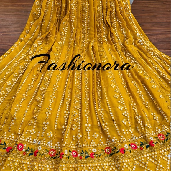 Lehenga set - Picture 5 of 5